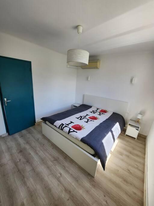 Appartement Deux Chambres 64M2 Avignon Exterior photo