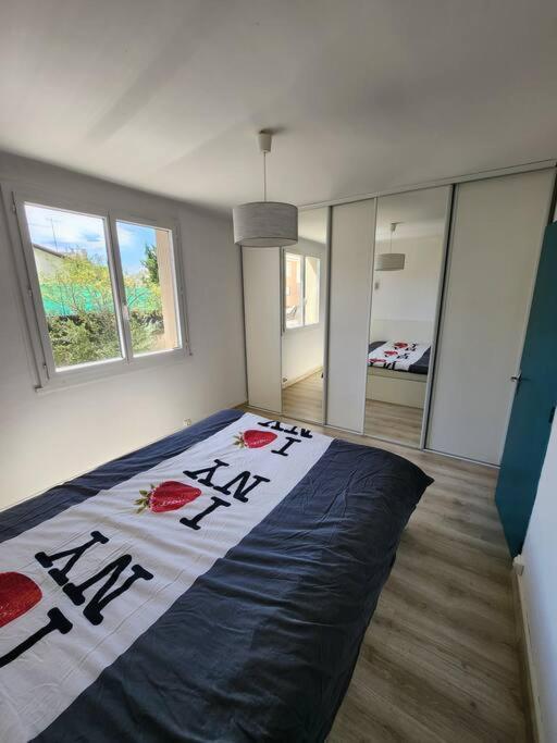 Appartement Deux Chambres 64M2 Avignon Exterior photo