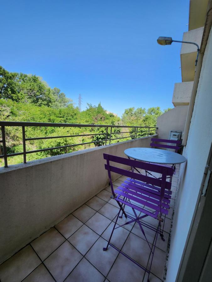 Appartement Deux Chambres 64M2 Avignon Exterior photo
